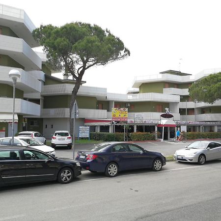 Condominio Moschettieri Monolocale Bibione Exterior photo